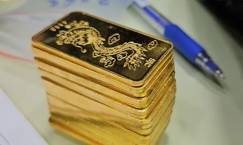 Giá vàng miếng SJC trên thị trường tự do giảm tới 11 triệu đồng mỗi lượng