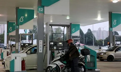 Nước Đông Nam Á có giá xăng chỉ 12.400 đồng/lít, rẻ hơn chai nước khoáng