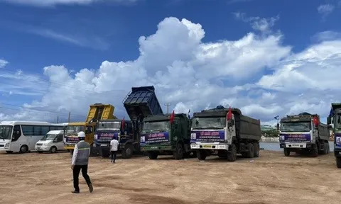 Thu hàng trăm ha đất muối làm Khu công nghiệp Trung Nam - Cà Ná