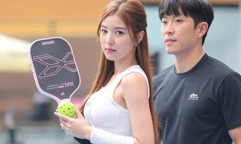 Vì cặp vé concert, vợ ngăn chồng mua vợt pickleball mới và cái kết bất ngờ
