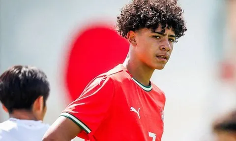 Ronaldo Jr lên tuyển U16 Bồ Đào Nha, tiến gần giấc mơ thi đấu cùng cha