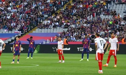 Hủy kế hoạch tổ chức trận Villarreal - Barcelona tại Mỹ