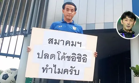 CĐV Thái Lan đến trụ sở Liên đoàn phản ứng sau vụ sa thải HLV Nhật Bản
