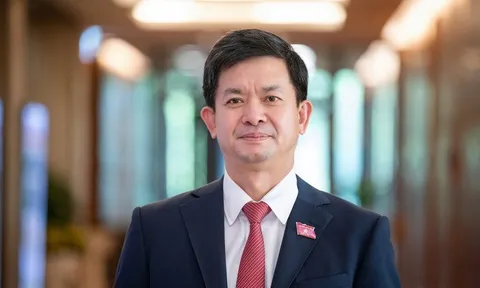 Miễn nhiệm Tổng Thư ký Quốc hội và Chủ nhiệm 2 Ủy ban của Quốc hội