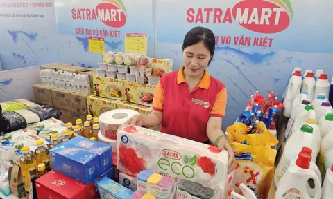 Doanh nghiệp sản xuất, bán lẻ tung chiến lược giữ khách mùa Tết 2026