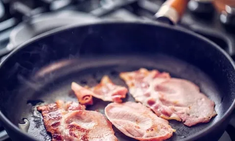 Cảnh báo khẩn về chất liên quan tới hơn 50.000 ca ung thư: "Lẩn trốn" trong loại thịt nhiều người mê