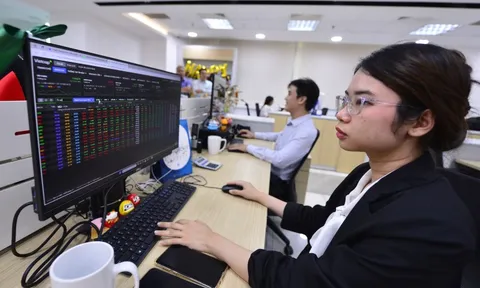Dư nợ cho vay chứng khoán cao chót vót, dự báo thị trường tuần mới ra sao?