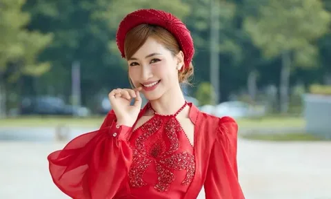 Ca sĩ Hòa Minzy sắp "lên xe hoa", hé lộ dàn khách mời "siêu khủng"