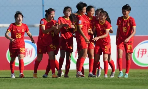 Tuyển Trung Quốc thua tan tác trước Brazil ở vòng 1/8 World Cup