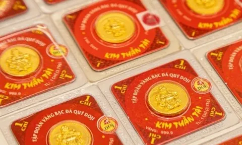 Giá vàng hôm nay 29/10: Tiếp tục lao dốc không phanh, xuống mức thấp nhất 3 tuần