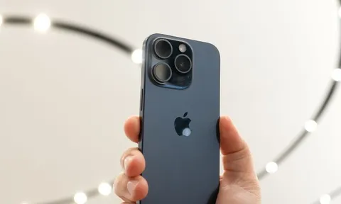 Chiếc iPhone cũ đáng tiền nhất năm 2025