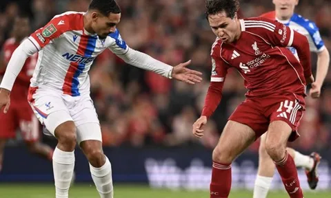 Liverpool thua tan tác Crystal Palace ở vòng 1/8 League Cup