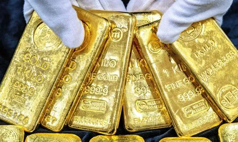 Vừa "hồi sức" không bao lâu, giá vàng "quay xe" giảm cắm đầu