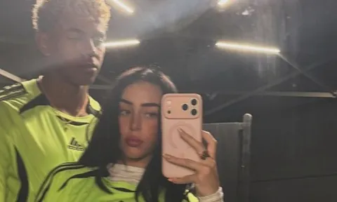 Lamine Yamal bỏ tập đi chơi với bạn gái