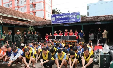 Tổ chức lừa đảo tại Campuchia do người phụ nữ Việt điều hành chiếm đoạt tiền của 8.000 người dân