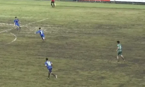 Ngược dòng quả cảm trước đối thủ Thái Lan, đội bóng Việt Nam giành vé vào trận chung kết