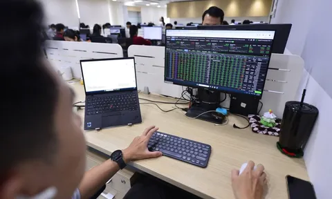 Định giá thị trường chứng khoán, tưởng ‘nóng’ nhưng thật bất ngờ nếu không tính nhóm Vingroup, Gelex