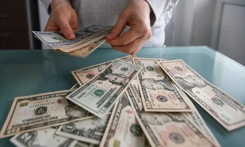 Cảnh báo hậu quả thảm khốc từ việc tịch thu tài sản đóng băng