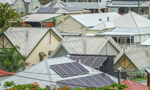 Điện âm giá vì dư cung giờ thấp điểm, một quốc gia miễn phí điện 3 tiếng/ngày cho hàng triệu hộ dân: Kẻ mừng người lo