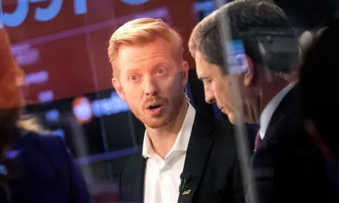 CEO trang web 'hiện tượng mạng' 35 tỷ USD chính thức trở thành tỷ phú sau 20 năm đồng sáng lập