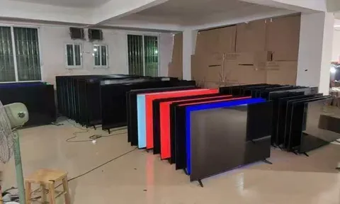 Công nghệ cao vào cuộc, công an triệt phá đường dây sản xuất buôn bán TV Xiaomi và Huawei giả quy mô 120 tỷ, tịch thu hơn 302 món đồ nhái