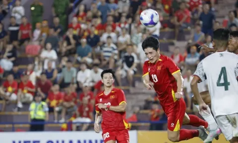 Thấy gì từ danh sách U22 Việt Nam chuẩn bị SEA Games 33 của ông Kim Sang-sik?