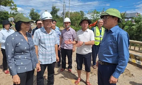 Chủ tịch UBND tỉnh Gia Lai: Khẩn trương nối lại lưu thông sau sự cố mố cầu Đăk Pờ Tó bị cuốn trôi