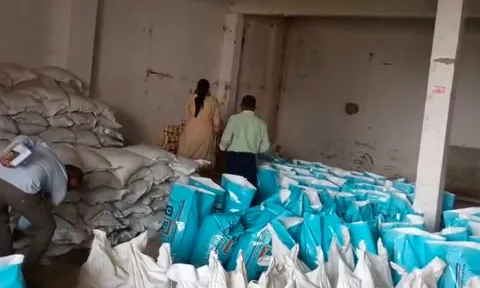 Nhận tin mật rồi đột kích một ngôi nhà, công an triệt phá đường dây sản xuất phân bón giả từ hóa chất, nghi có sự tiếp tay từ cán bộ