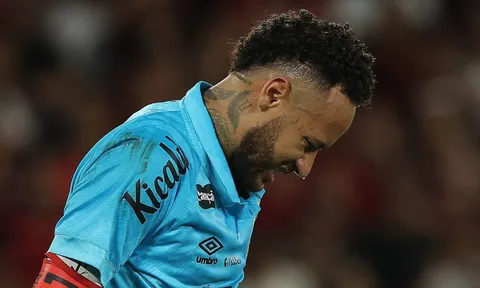 Neymar bị chỉ trích một cách tàn nhẫn