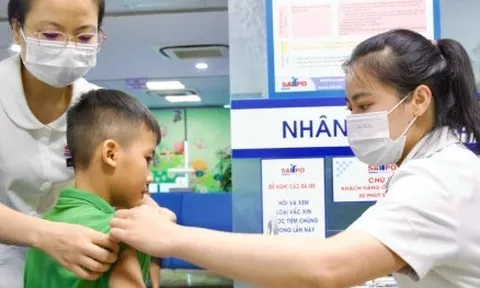 Cúm A bùng phát, hàng loạt học sinh phải nghỉ học