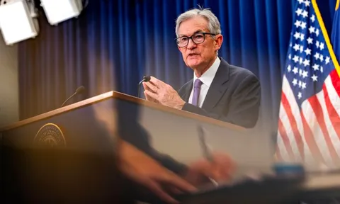 Fed gặp bất ổn