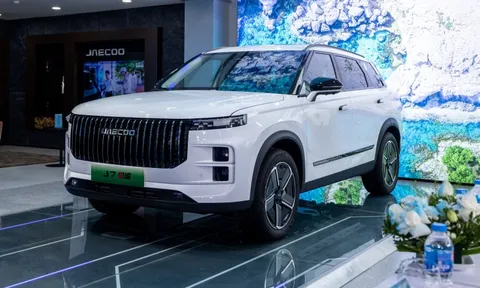 Thị trường ô tô Việt đang dần đổi luật chơi: “Ưu đãi kép” bị soán ngôi bởi “ưu đãi ba”