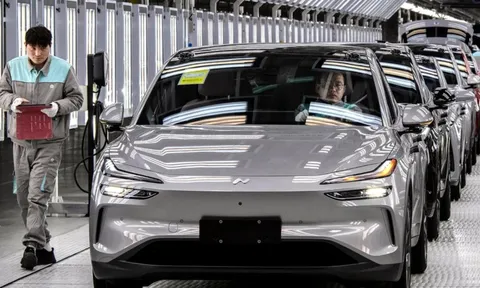 Trung Quốc muốn biến 20 triệu xe điện thành pin năng lượng khổng lồ, bản đồ năng lượng toàn cầu sắp thay đổi