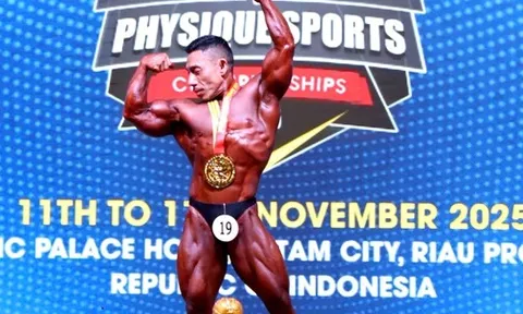 Phạm Văn Mách thách thức thời gian