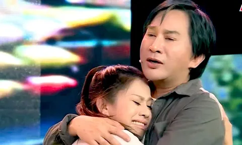 Bình Tinh méo mặt vì ba Kim Tử Long ‘mạnh tay’