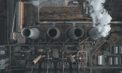 Lượng khí thải toàn cầu lập đỉnh mới, nhưng nhiều quốc gia vẫn chứng minh rằng giảm carbon là điều khả thi