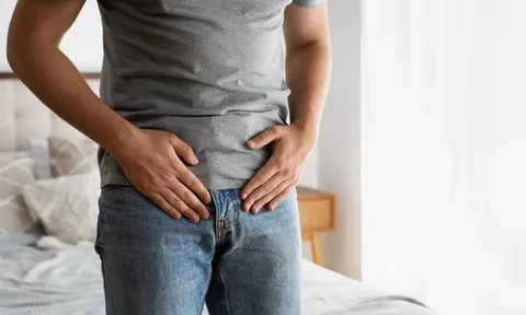 Triệu chứng gây sốc của ung thư tinh hoàn mà rất ít nam giới biết