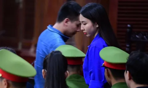 Hoa hậu Thùy Tiên, Quang Linh, 'Hằng du mục' cùng nhận mức án 2 năm tù