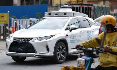 Robotaxi đang khiến 7,5 triệu tài xế taxi, 11 triệu người giao hàng và hàng triệu lái xe khác ở Trung Quốc đối mặt nguy cơ thất nghiệp