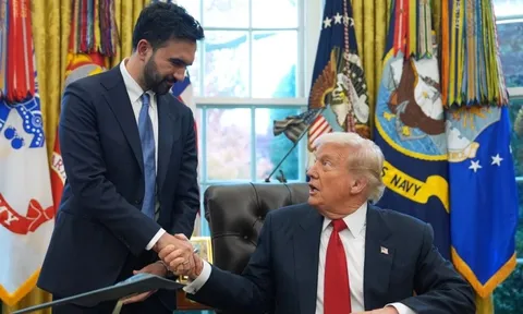 Cuộc gặp gây kinh ngạc ở Nhà Trắng