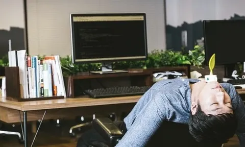 “Cơn đau đầu” mới của Hàn Quốc: Đi làm xa nhất thế giới khiến nhân viên “tắt cảm xúc”, doanh nghiệp mất năng suất