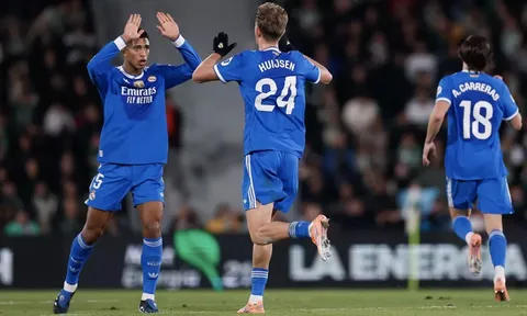 Jude Bellingham giúp Real Madrid đòi ngôi đầu La Liga