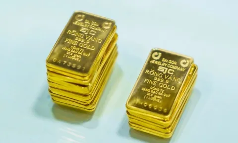 Giá vàng bật tăng rất mạnh