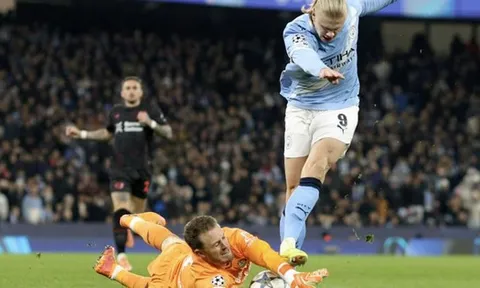 Man City gục ngã trước Leverkusen, Pep Guardiola nhận cột mốc đáng quên