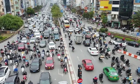 Hà Nội chính thức cấm xe máy xăng vào 9 phường phát thải thấp theo khung giờ từ 1/7/2026