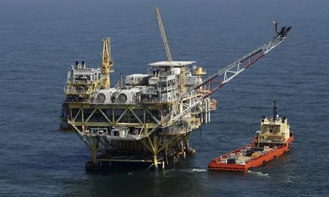 Dòng tiền loay hoay tìm nơi trú ẩn