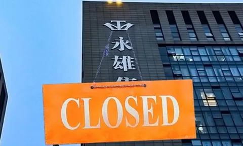 Tập đoàn Trung Quốc 10.000 nhân viên bị siết nợ, vội bán cắt lỗ trụ sở chính rộng 12.000 m²