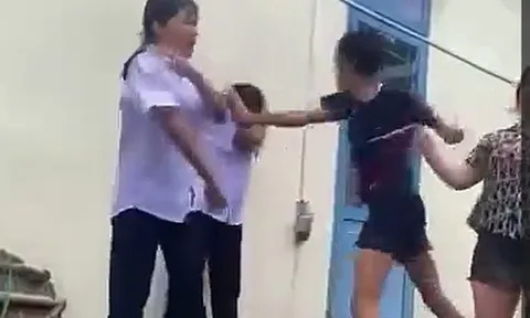 Clip ghi lại cảnh nữ sinh ở Đà Nẵng "đứng chịu trận" gây dậy sóng mạng xã hội