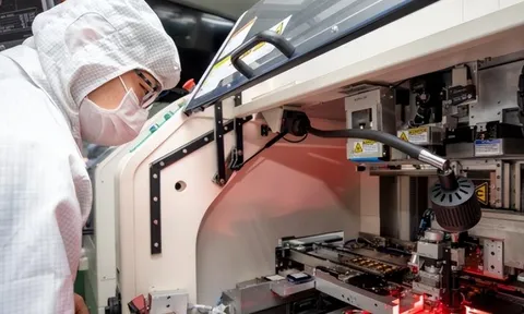 Kỹ sư Nhật Bản lo ngại sâu sắc: "Thay vì bàn về xe điện, hãy cảnh giác với công nghệ này của Trung Quốc"