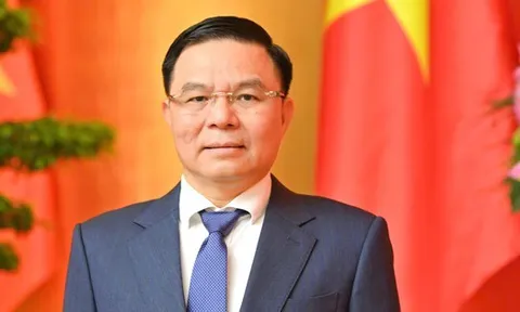 Quyền Bộ trưởng Bộ Công Thương Lê Mạnh Hùng nhận thêm nhiệm vụ
